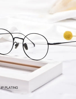 Super Light Fashion Pure Titanium Eyeglasses Frame Men And Women Round Retro Optical Prescription Glasses Frame 3216