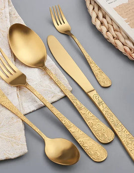 24pcs Golden Spoon Knife Fork Set Luxury Stainless Steel Tableware Set High-end Retro Complete Cutlery for 6 People Home Decor