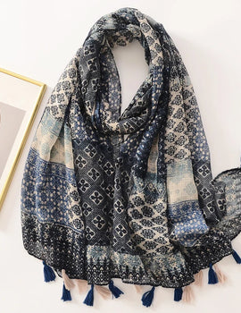 Paisley Scarf Women Cotton Feeling Viscose Scarves Elegant Ladies Bandana Shawls Big Long Neck Scarf Luxury Design Paisley Hugs