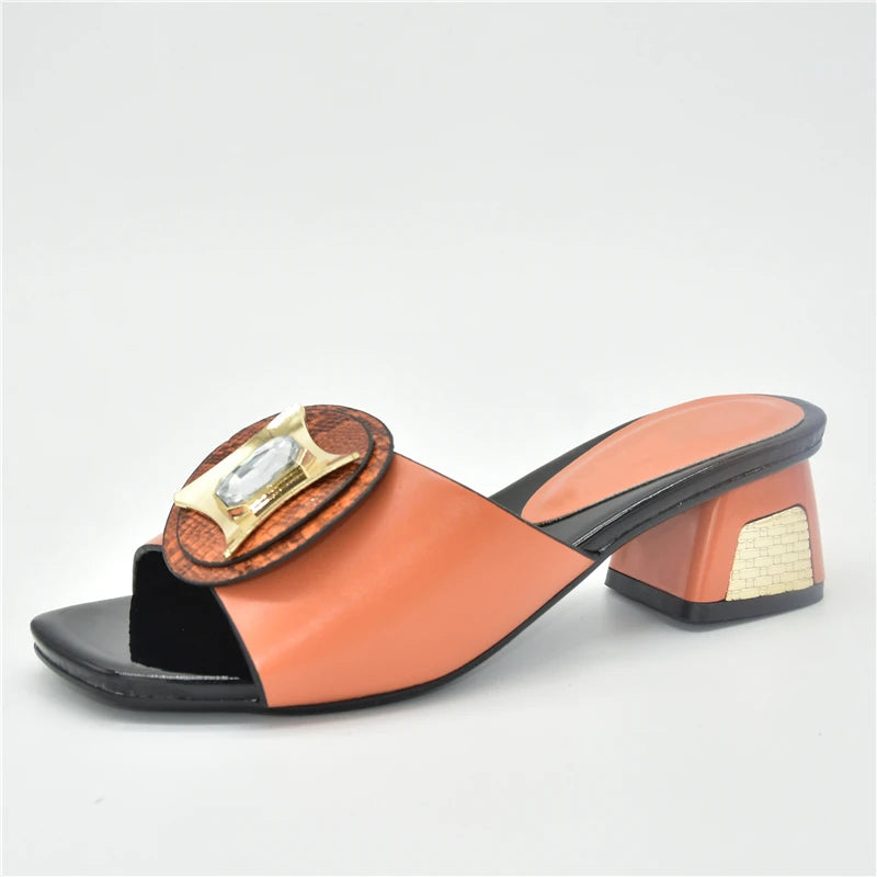 African Shoe Decorated with Rhinestone Luxury 2025 Rhinestone Wedding Party Shoes Nigerian Women Sandals High Quality