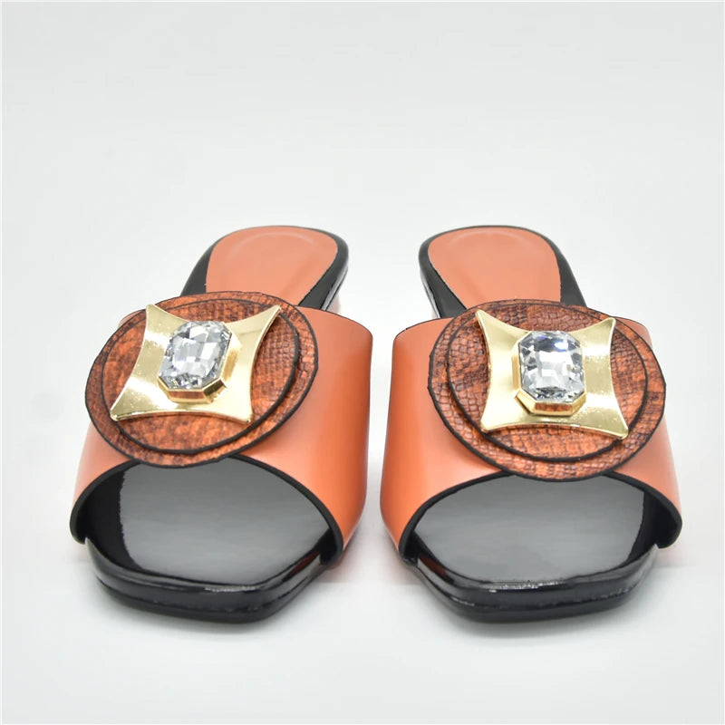 African Shoe Decorated with Rhinestone Luxury 2025 Rhinestone Wedding Party Shoes Nigerian Women Sandals High Quality