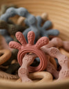 1Pcs Baby Silicone Teether Ring BPA Free Rattles Bracelet Food Grade Newborn Baby Accessories Cartoon Silicone Teething Toys