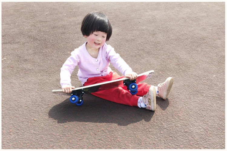 60CM Skateboard Beginner Cartoon Skateboard Maple Wood Deck Skate Board Outdoor Long Board Double Rocker Skateboard