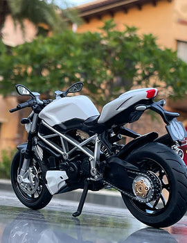 1/12 Streetfighter Alloy Sports Motorcycles Model Diecast Simulation Metal Racing Street Motorcycles Model Sound Light Gift