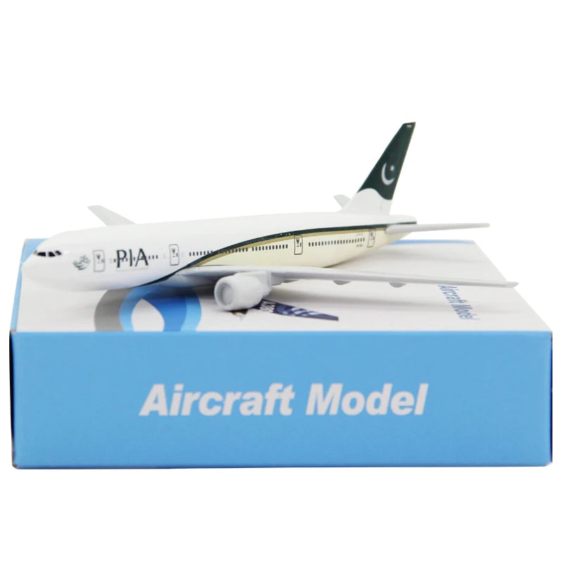 16CM PIA Pakistan International Airlines Boeing 777 Aircraft Model