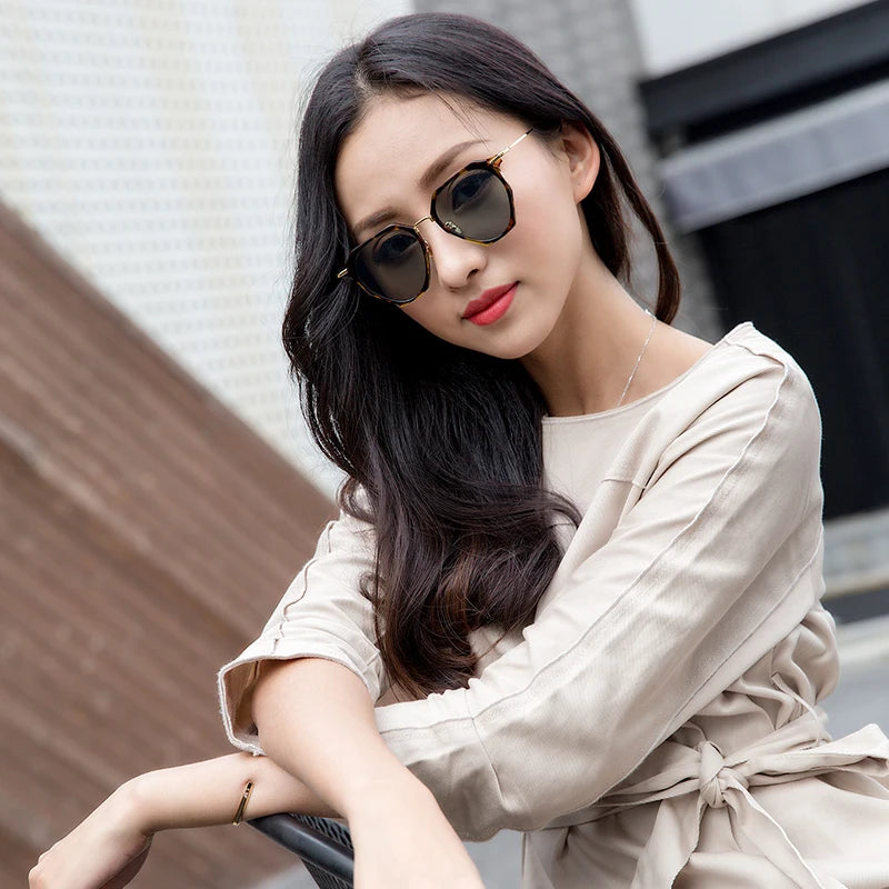 summer sunglasses women retro Super fashion Graphic Design Lenses sunglasses men vintage sun glasses