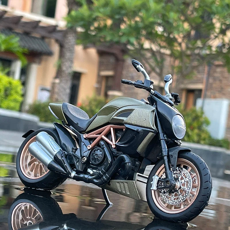 1/12 Streetfighter Alloy Sports Motorcycles Model Diecast Simulation Metal Racing Street Motorcycles Model Sound Light Gift