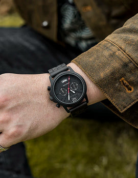 Watches Fashion Classic Ebony Wooden Quartz Wristwatch Auto Date Calendar