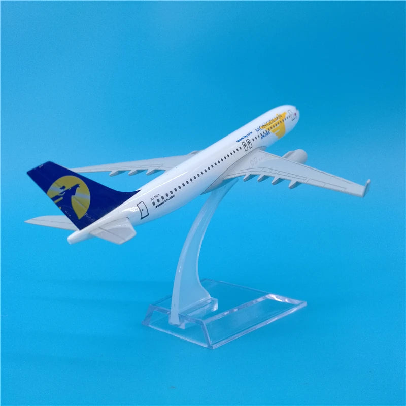 16CM MONGOLIAN Airlines Boeing 767 Aircraft Model