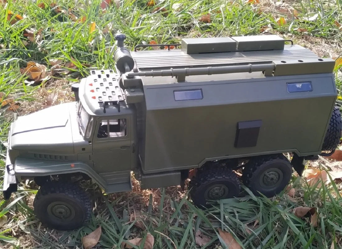 1 to 16 Scale 6 Wheel Drive Remote Control Military Truck
