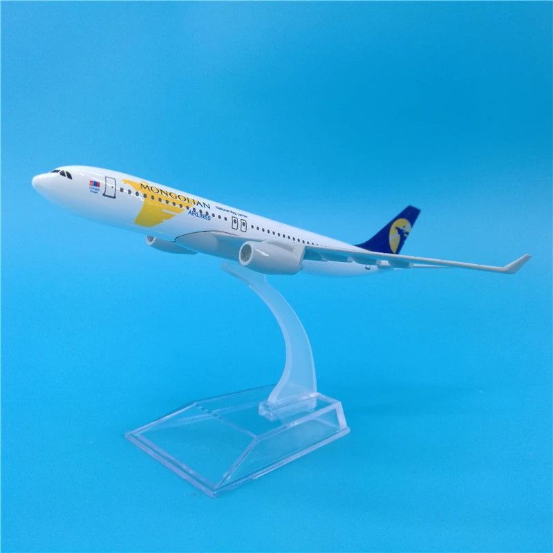 16CM MONGOLIAN Airlines Boeing 767 Aircraft Model