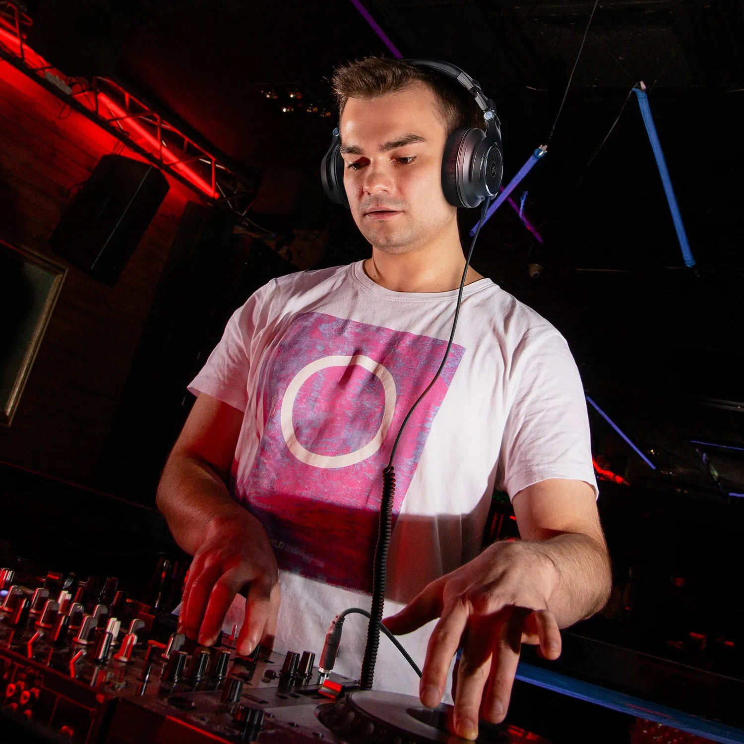 Monitor 80 Open Back Headphones Wired Over Ear 250Ω Audiophile HiFi Headphones Hi-Res Audio Professional Studio Headset