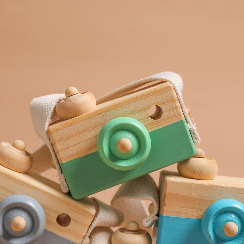 Wooden Fashion Camera Baby Toys Pendant Wooden Pattern Presents Nursing Gift Outdoor Toy Baby's Room Wooden Decoration