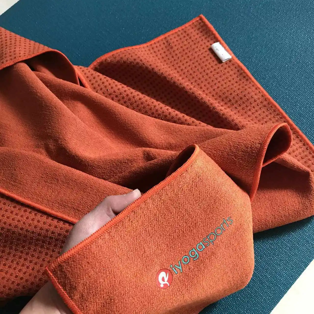 183x61cm Silicone Non-slip Yoga Blankets Yoga Mat Cover Towel Sports Travel Fitness Exercise Pilates Foldable Blankets