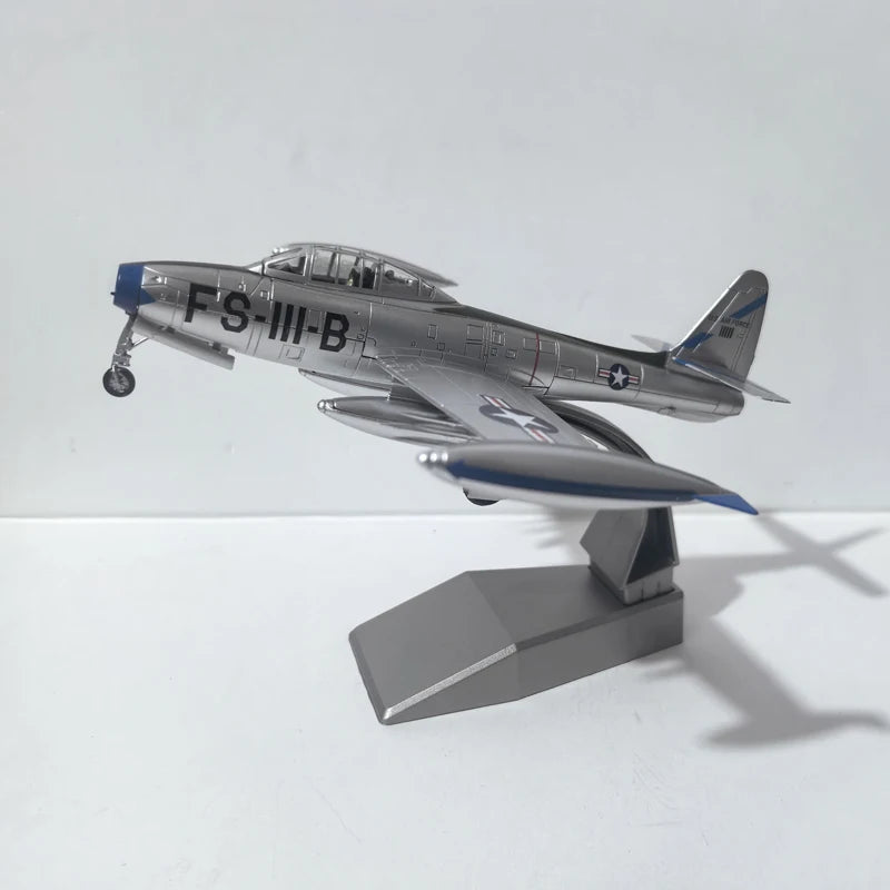 1/72 F-84 Thunderjet Fighter Diecast Military Aircraft Model