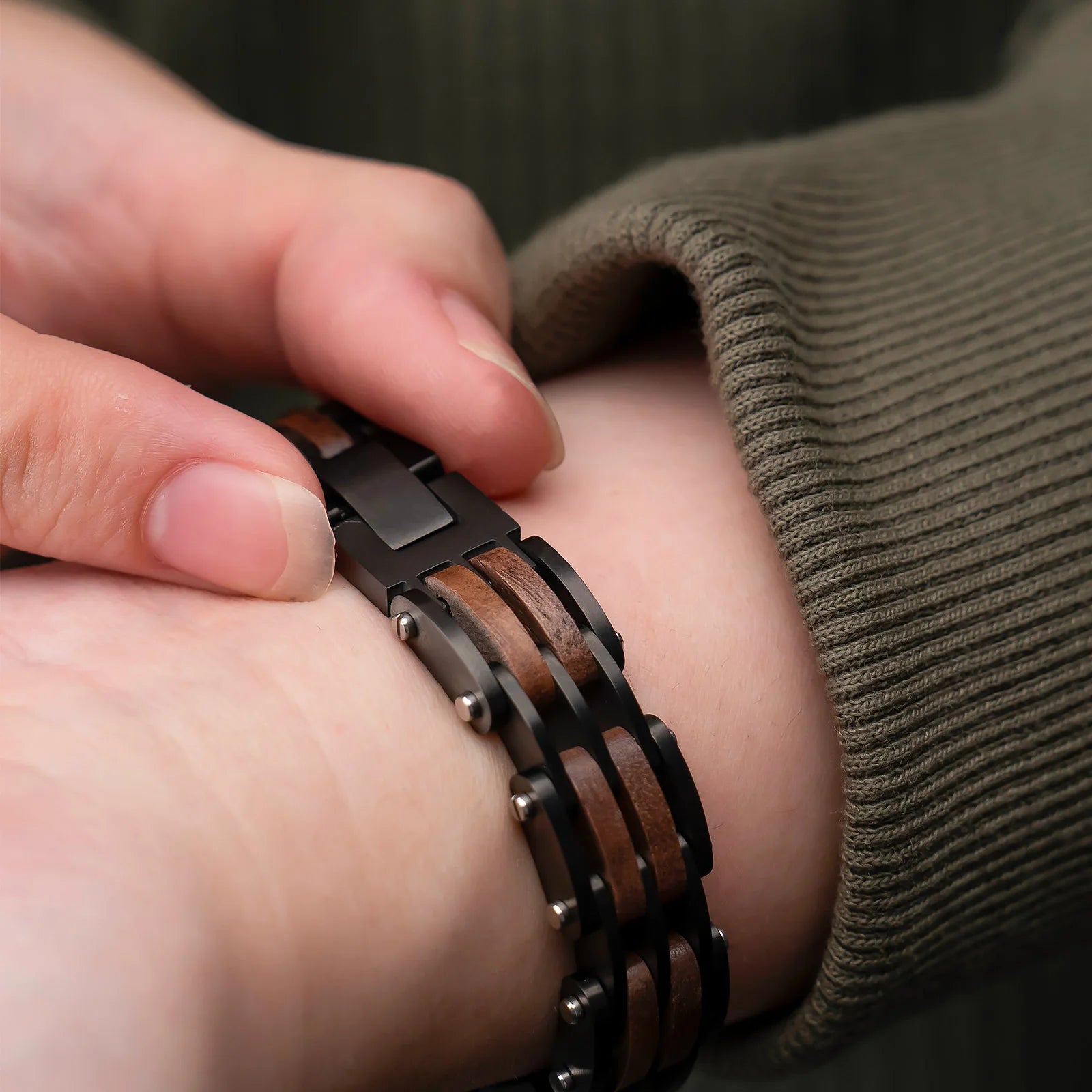 Fashion Bracelet for Metal Stainless Steel Wood Strap Jewelry Bracelets