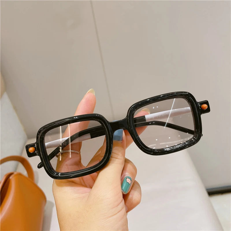 Retro Square Sunglasses With UV400 Protection