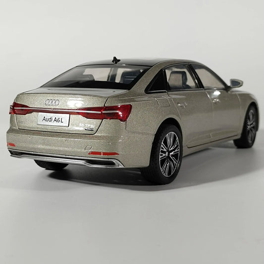 1:24 Audi A6 Alloy Diecast Vehicles Model Car Miniature Metal Sound Light Ornaments Gifts Collections Hobby Decoration Christmas