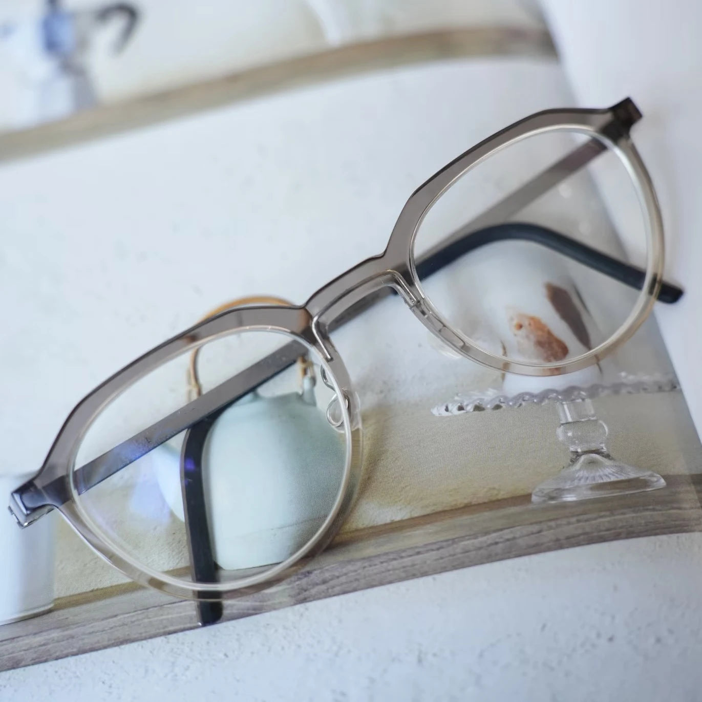 Vintage Polygon Titanium Acetate Screwless Eyeglasses Frame