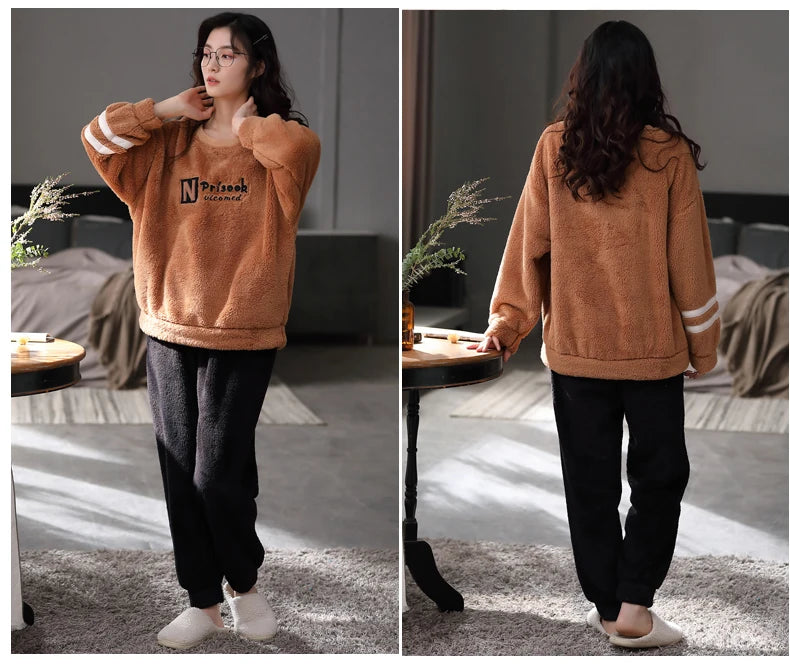 Women’s Winter Flannel Pajama Set – Warm, Thick Coral Fleece 2-Piece Loungewear