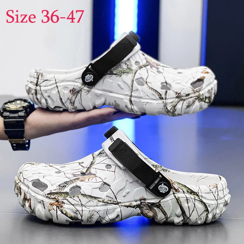 Summer Couples Sandals Men Outdoor Garden Clogs Hole Male Casual Shoes Fashion Water Shoes Comfort Home Soft Slippers