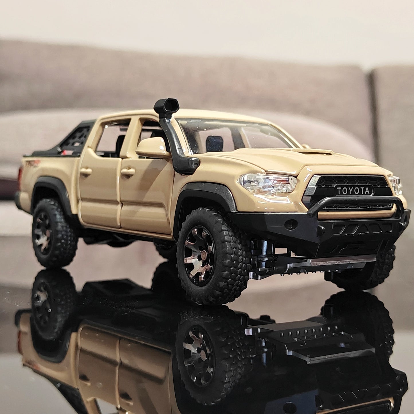 1:32 Toyota Tacoma TRO Off Road Pickup Truck Alloy Diecast Model Outdoor Collection Ornaments High Simulation Collection Present