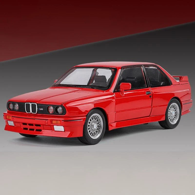 1:24 M3 E30 IM Alloy Miniature Car Diecast Metal Model Collection Hobbies Birthday Present With Friend Decoration Classic Car GT