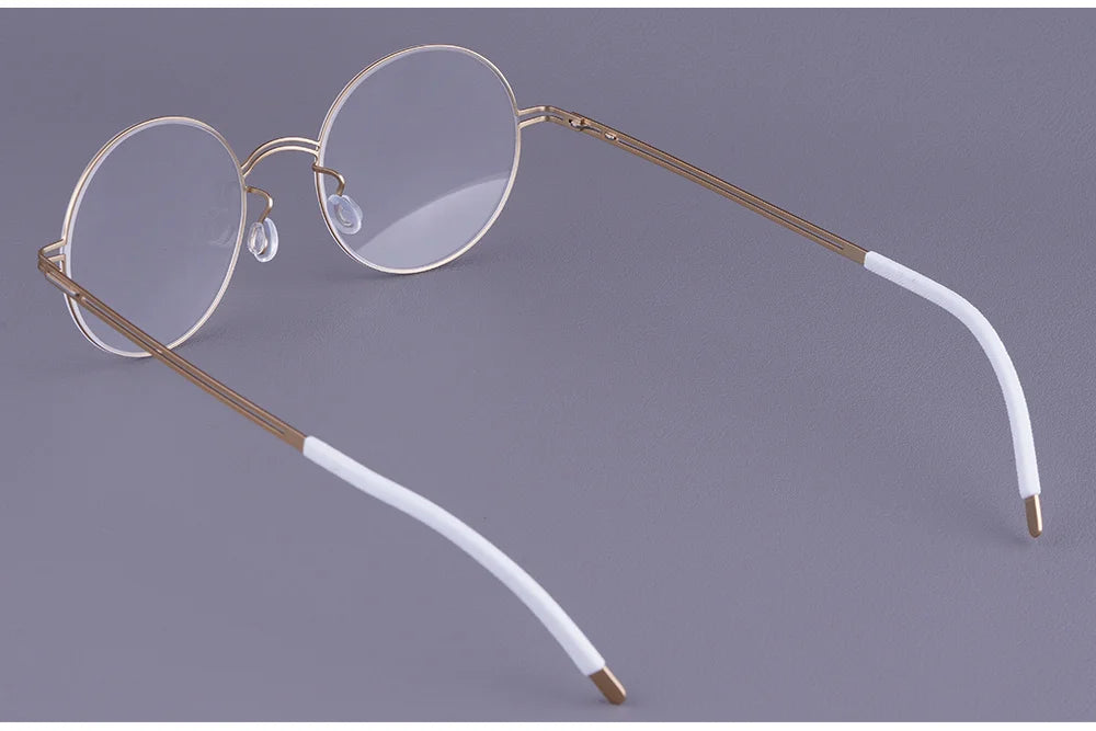 Round Screwless Pure Titanium Eyeglasses Frame