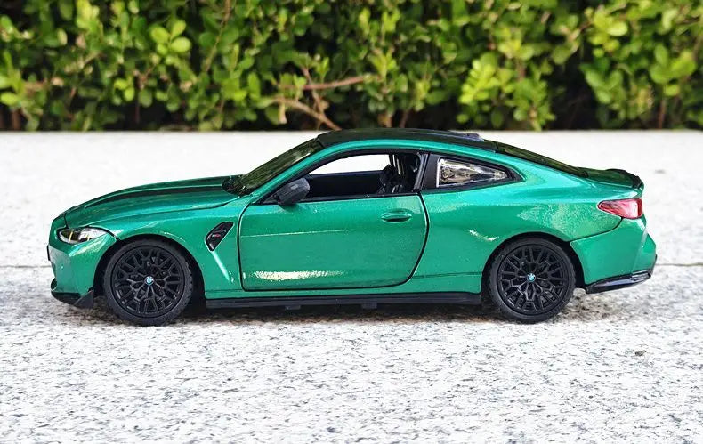 1 24 Scale BMW M4 CS Diecast Model Car