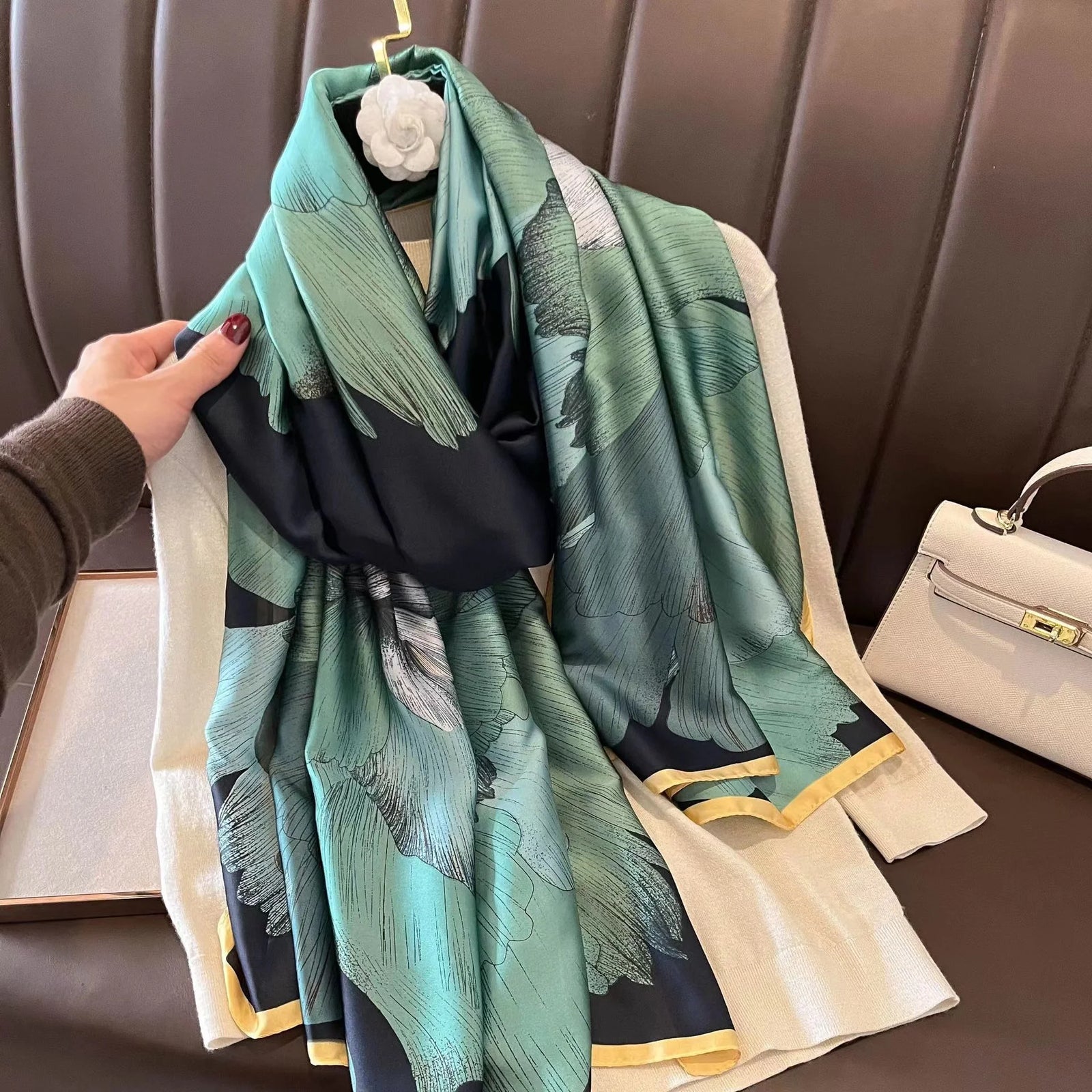 Women Summer Silk Scarves Shawl Lady Wrap Soft Female Echarpe Designer Beach Stole Bandana foulard muffler