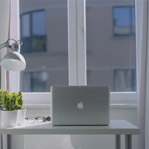 One Way Mirror Window Film Daytime Privacy Sun Blocking Heat Control Anti UV Reflective Film Self Adhesive Window Tint for Home