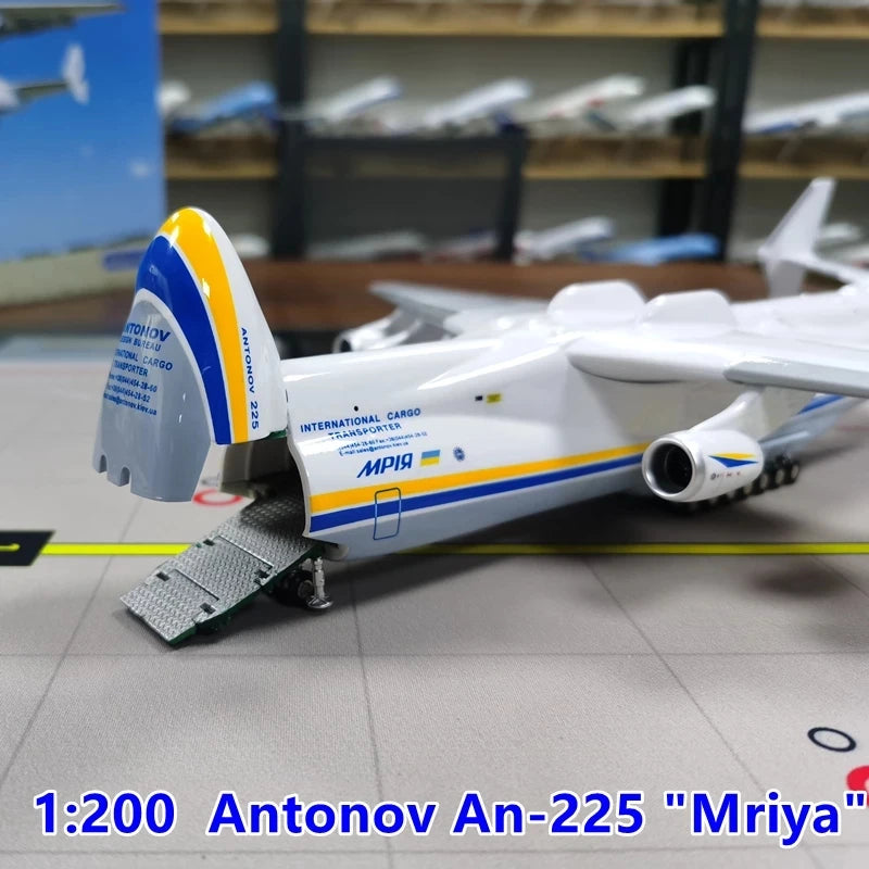 42CM Antonov AN 225 Mriya Aircraft Model
