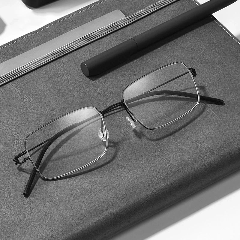 Lightweight Rectangle Reading Glasses with Alloy Frame for Men and Women