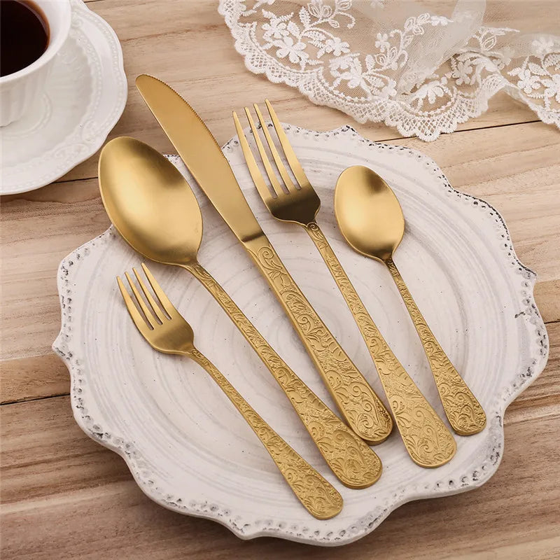 24pcs Golden Spoon Knife Fork Set Luxury Stainless Steel Tableware Set High-end Retro Complete Cutlery for 6 People Home Decor