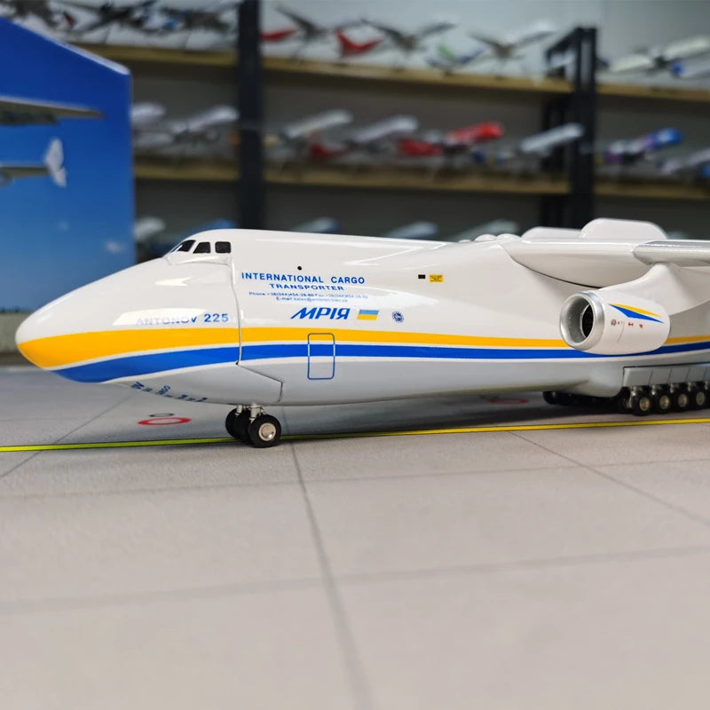 42CM Antonov AN 225 Mriya Aircraft Model