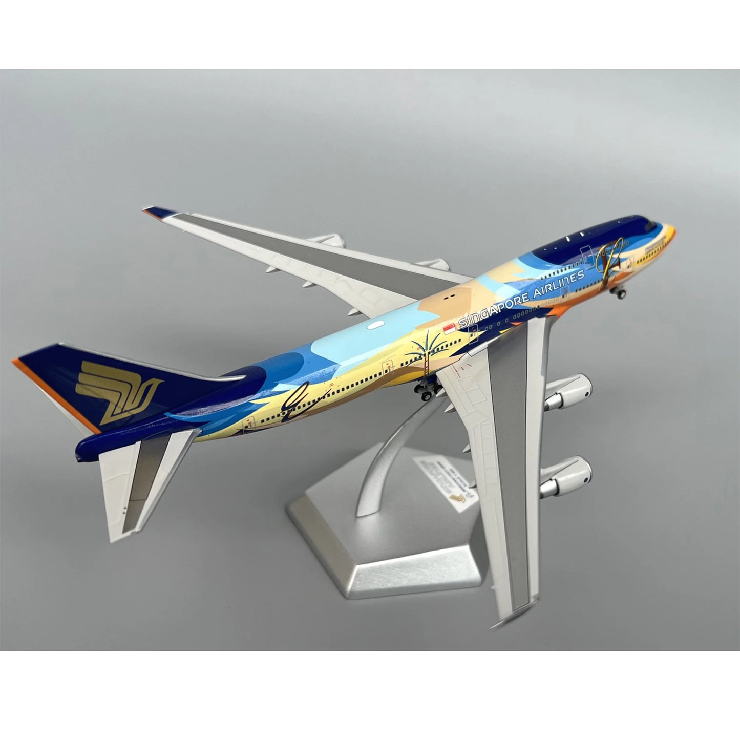Singapore Airlines B747-400 1:400 Diecast Aircraft Model