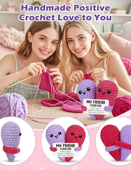 Cute Crochet Emotional Support Heart Hug Doll Desktop Ornament Funny Handwoven Kintted Heartshape Love Doll Home Room Decoration