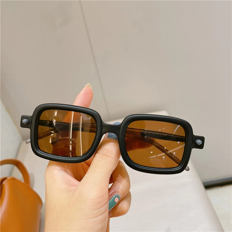 Retro Square Sunglasses With UV400 Protection