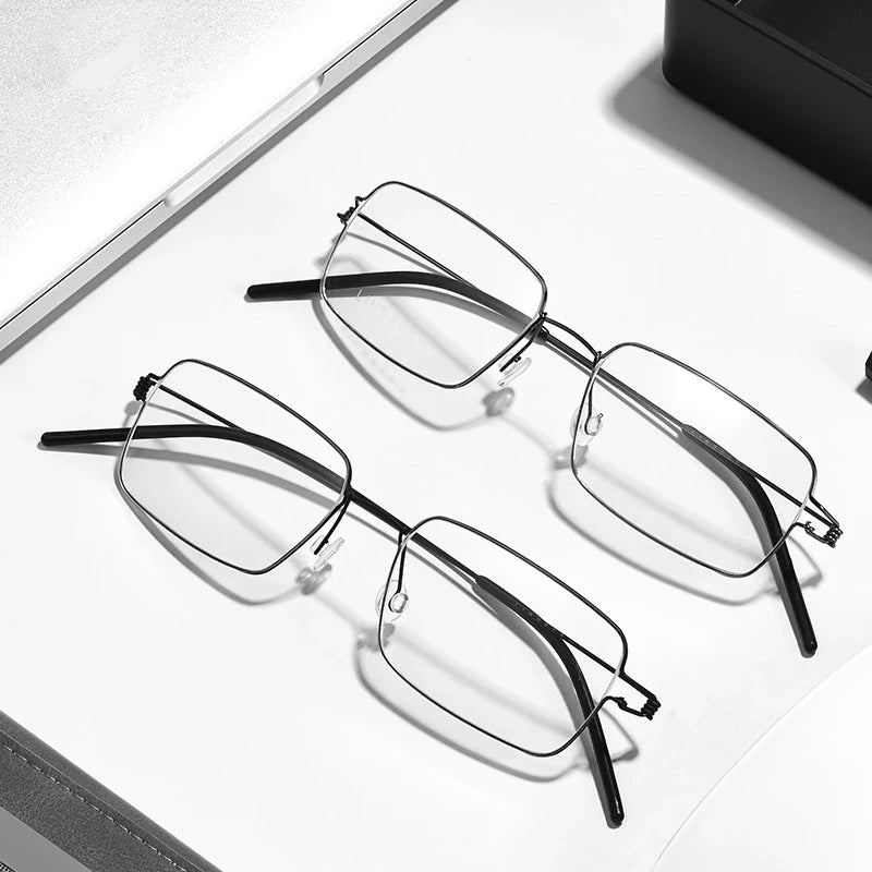 Lightweight Rectangle Reading Glasses with Alloy Frame for Men and Women