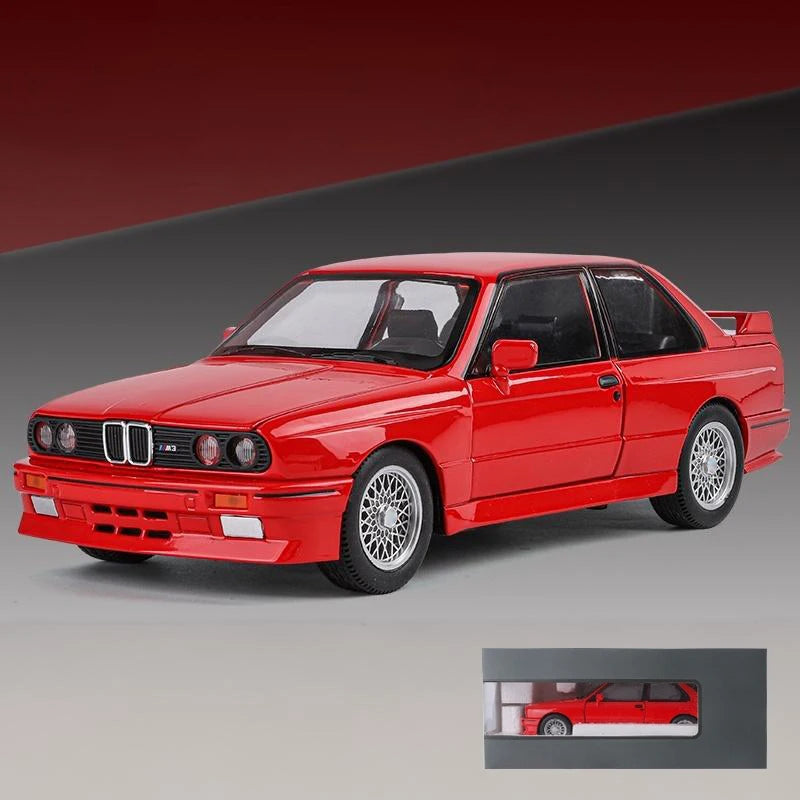 1:24 M3 E30 IM Alloy Miniature Car Diecast Metal Model Collection Hobbies Birthday Present With Friend Decoration Classic Car GT