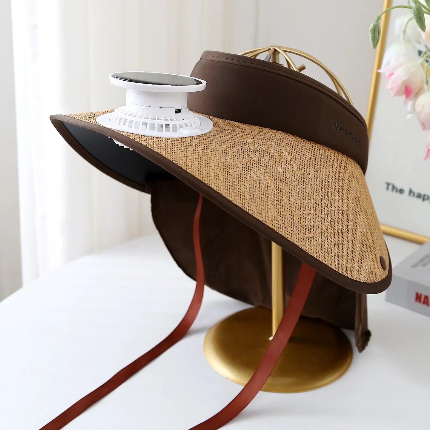 Wide Brim Sun Hat With Solar Powered Fan