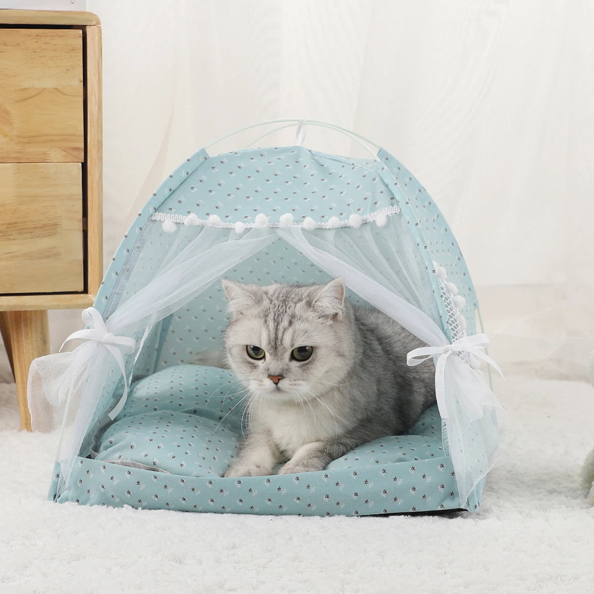 Clamshell Pet Tent Bed House for Cats and Small Dogs