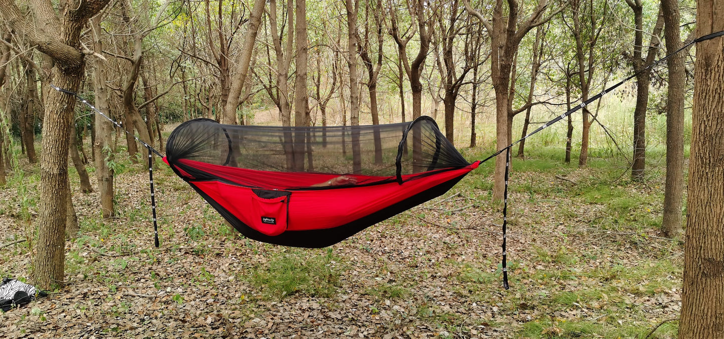 Large Camping Hammock with Mosquito Net Pop-up Parachute Lightweight Hanging Hammocks Tree Straps Swing Hammock