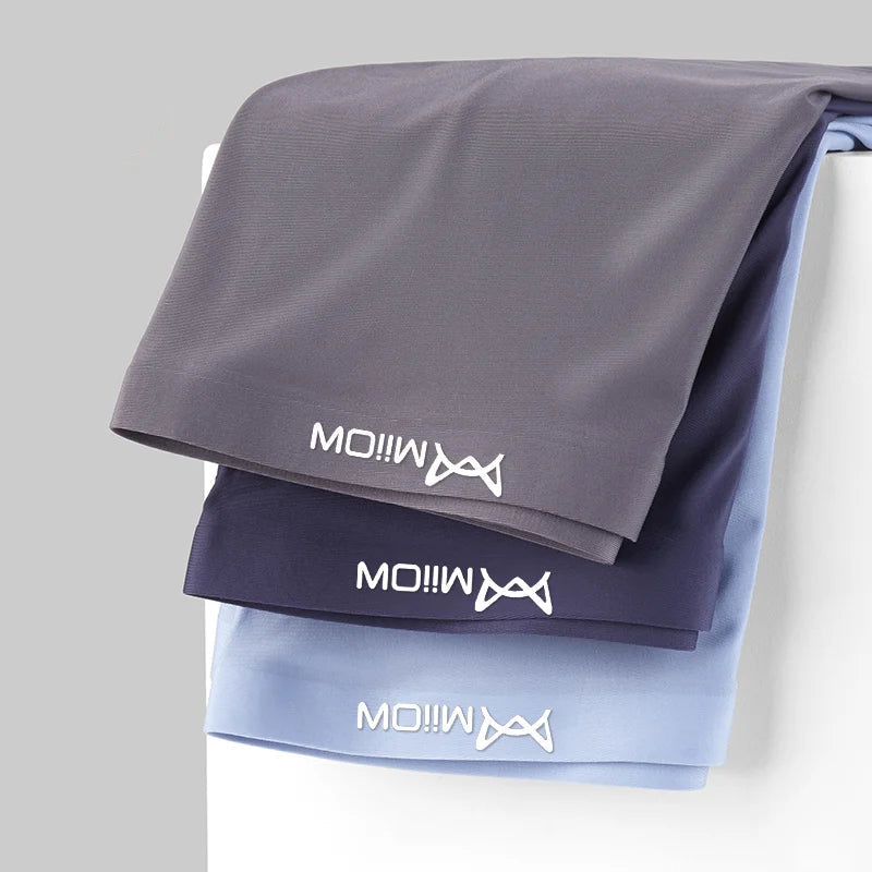 3-Pack Men’s Ice Silk Ultra-Thin Seamless Boxers – Breathable & Comfortable