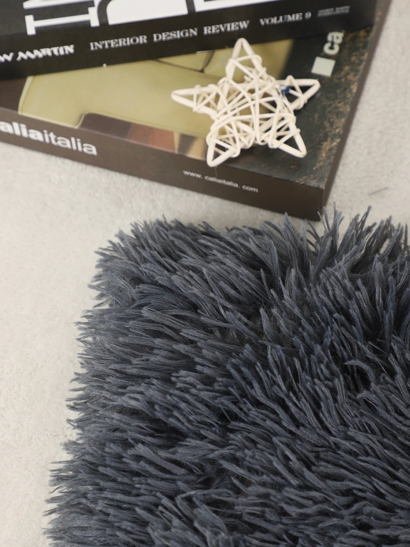 Washable Plush Pet Blanket Bed Mat for Dogs and Cats