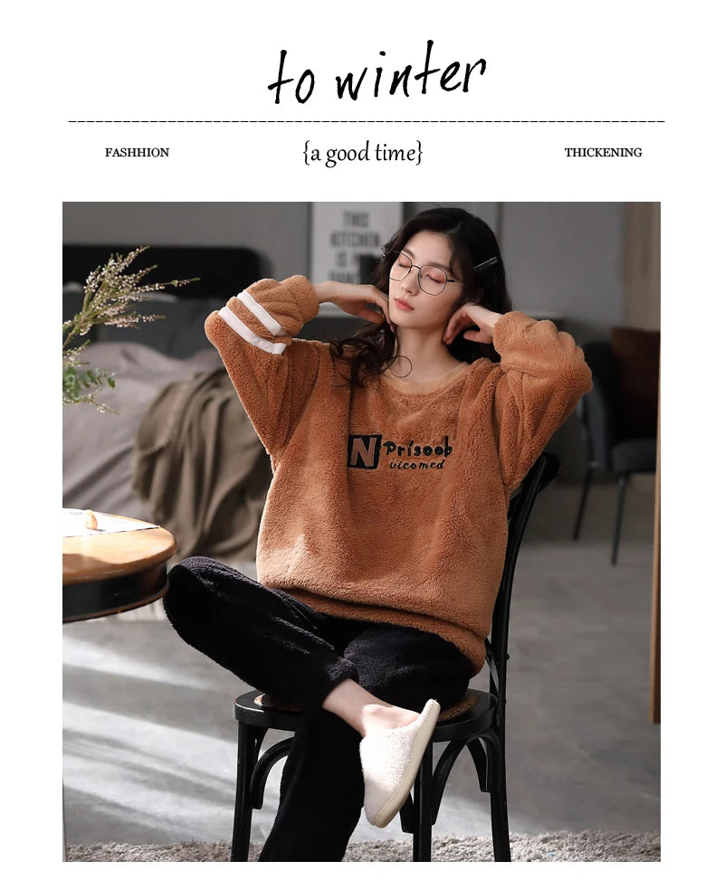 Women’s Winter Flannel Pajama Set – Warm, Thick Coral Fleece 2-Piece Loungewear