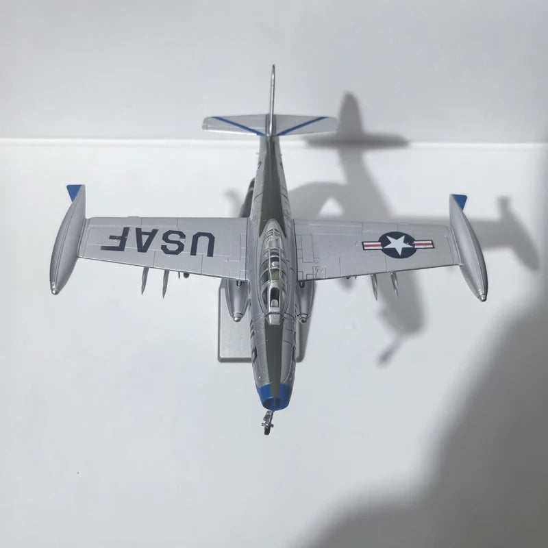 1/72 F-84 Thunderjet Fighter Diecast Military Aircraft Model