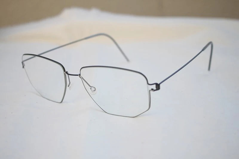 Irregular Polygon Titanium Screwless Eyeglasses Frame