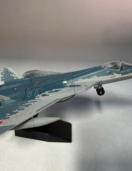 Aircraft Model Toy 1/72 Scale Russian SU57 Sukhoi SU-57 Fighter Jet Airplane Metal Military Finished ABS Diecast Simulation Gif
