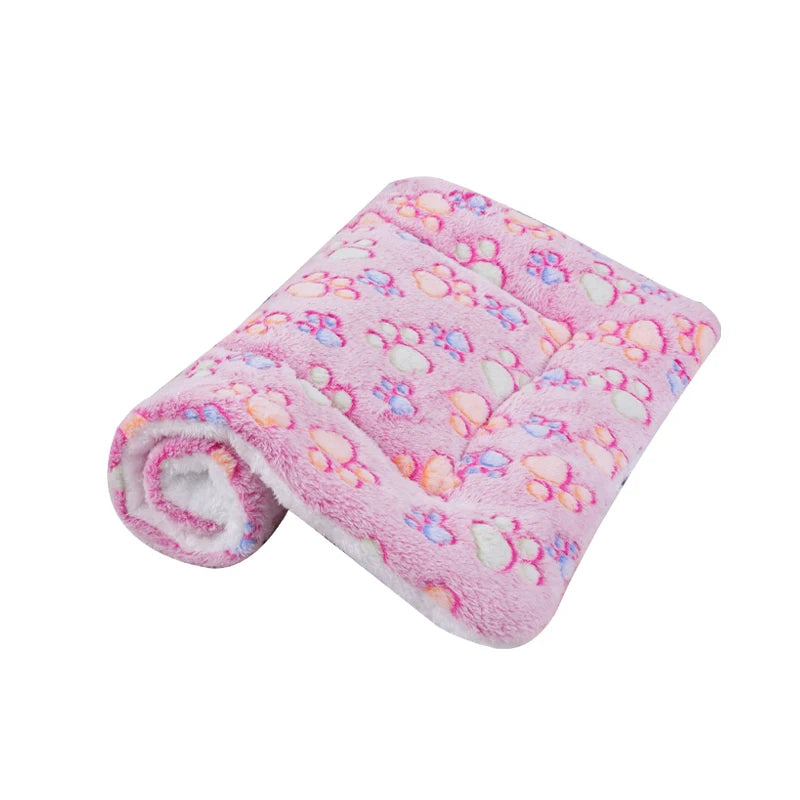 Washable Coral Fleece Pet Blanket Cushion Mat for Dogs and Cats